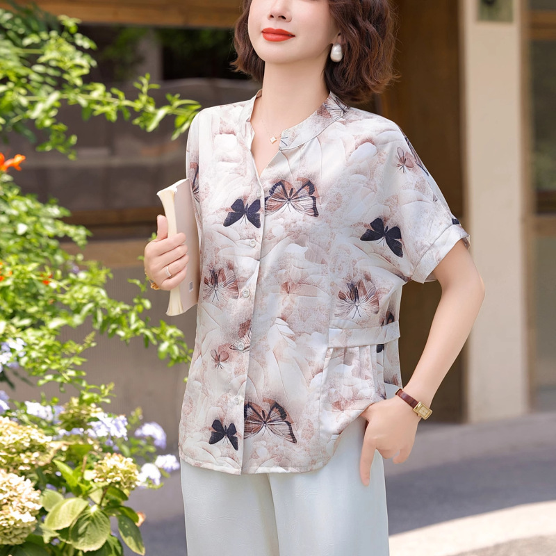 中高年向け夏用半袖Tシャツ、控えめでエレガントなゆったりトップス、ママの2025年夏新作婦人服、おしゃれなシャツ|undefined