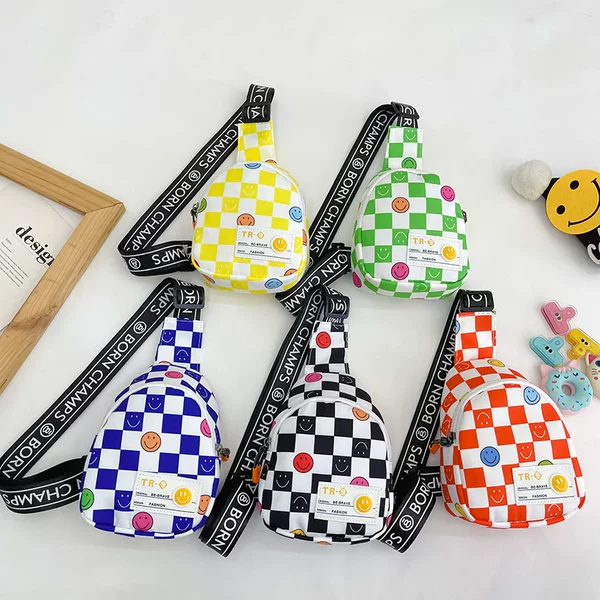 Children's Bag 2022 Spring and Summer New Chessboard Baby Chest Bag Cute Handsome Little Boy Smiley Lightweight Crossbody Bag