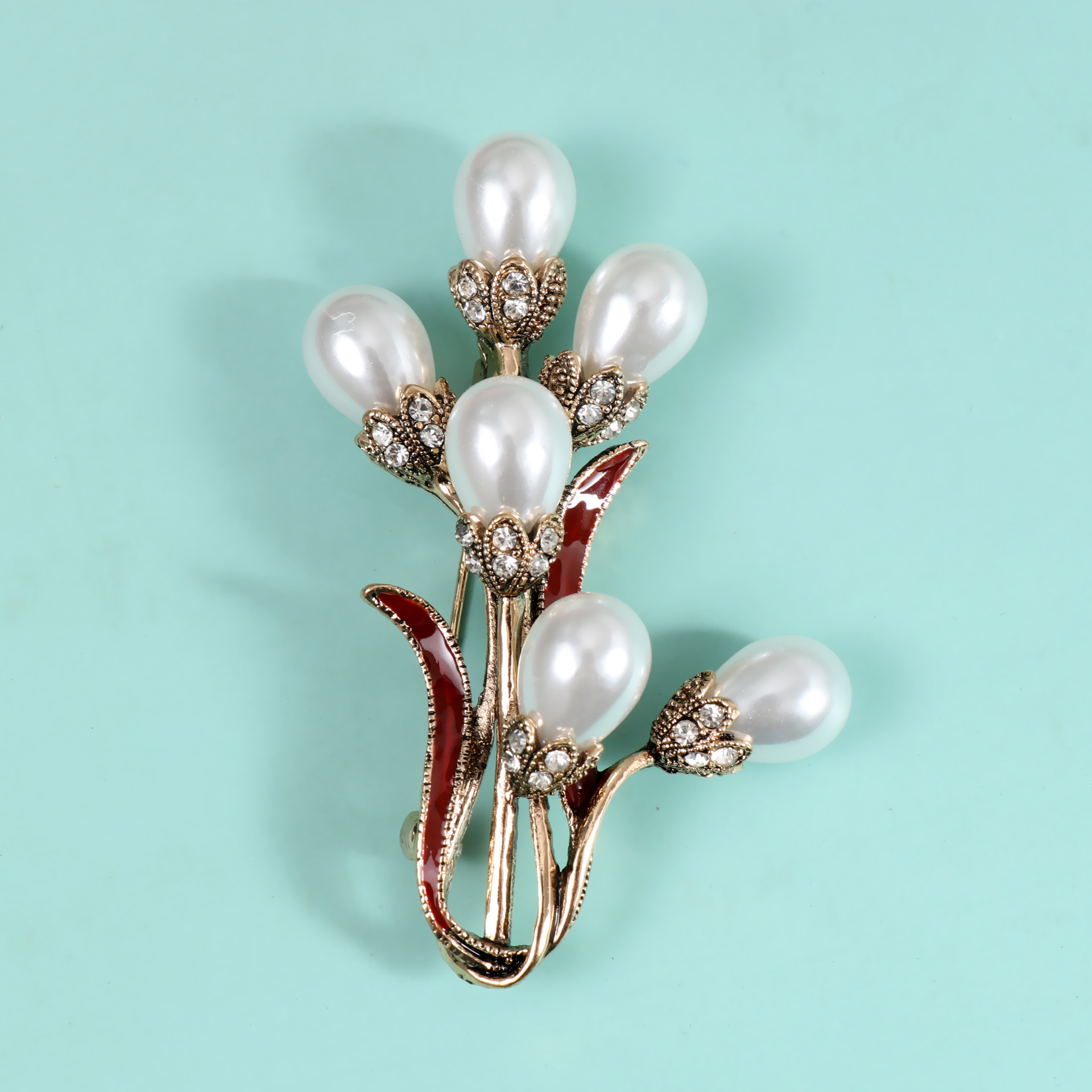 Fashion Geometric Imitation Pearl Alloy Rhinestone Women's Brooches 1 Piece display picture 4