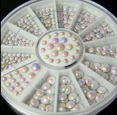 Joyería de uñas transfronteriza de uñas de aleación de color mágico plano Diamante de forma especial blanco AB rhinestone joyería 12 rejilla giratoria al por mayor