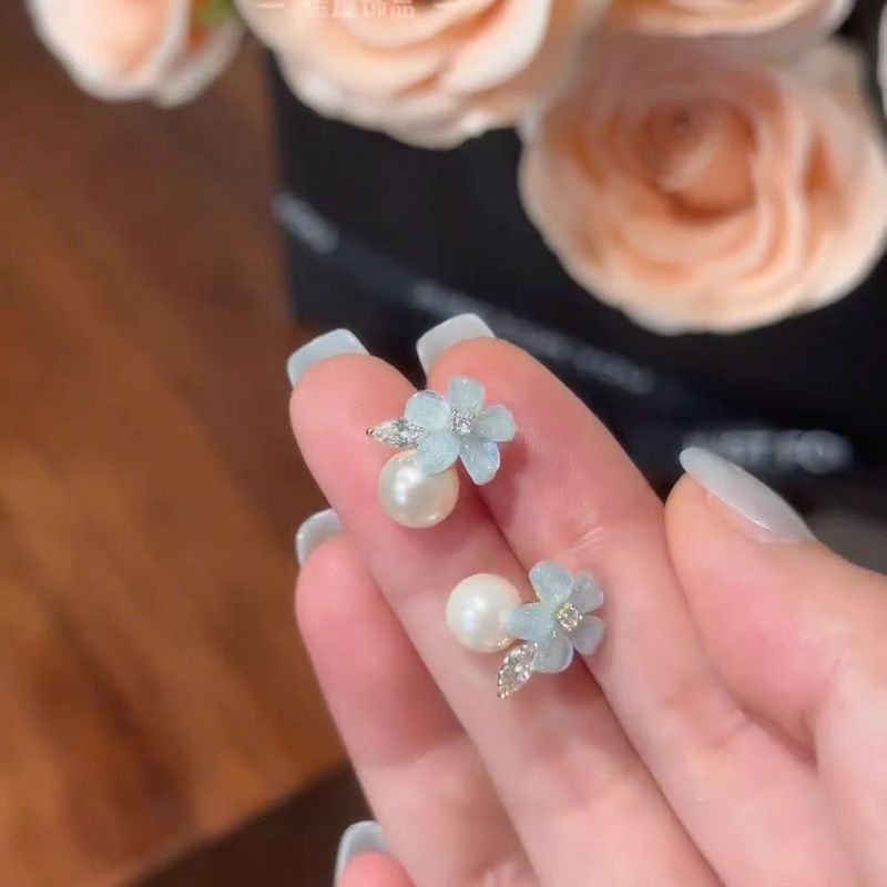 暑い夏〜カラフルな花のリゾートスタイルのスーパーフェアリー雰囲気のイヤリングフレンチレトロなカラフルなオイルドリップイヤリング女性用|undefined