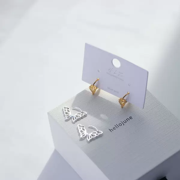 European and American Style Minimalist Hollow Butterfly Earrings Niche Design Geometric Metal Studs Versatile Earrings Hollow Design