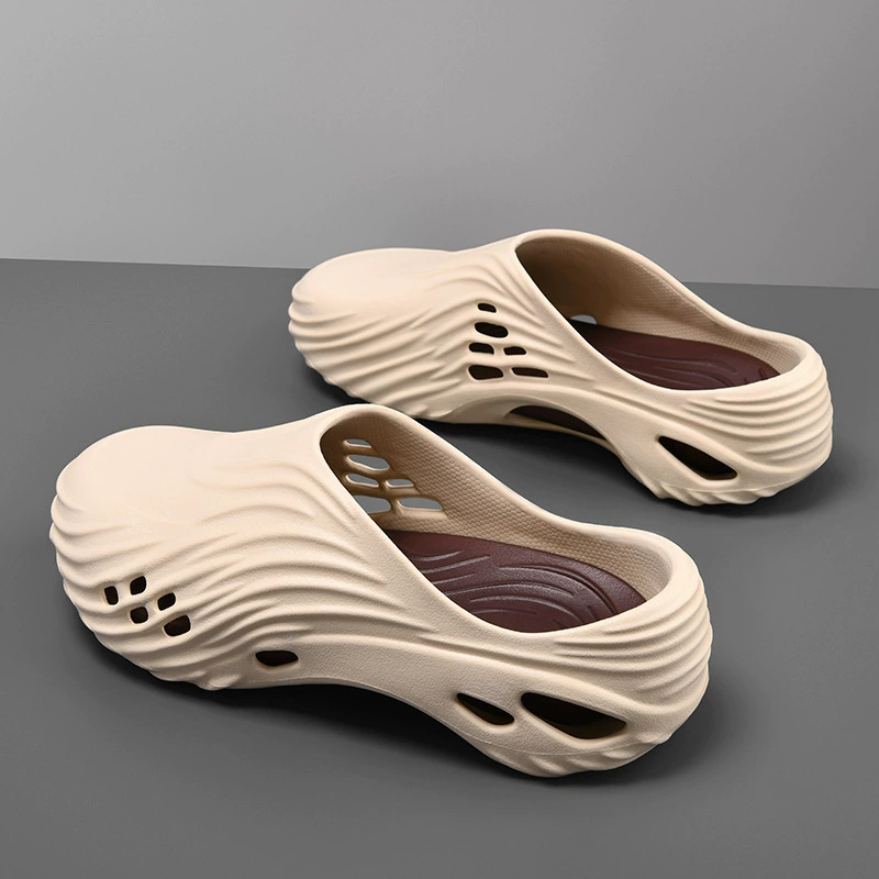 Пришельцы увеличивают обувь для пещер, мужчины выходят летом