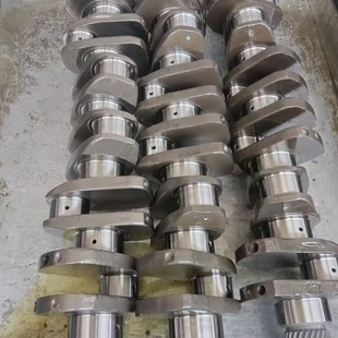 Weichai WD618 crankshaft 1