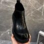 旅游青年学生徒步休闲鞋