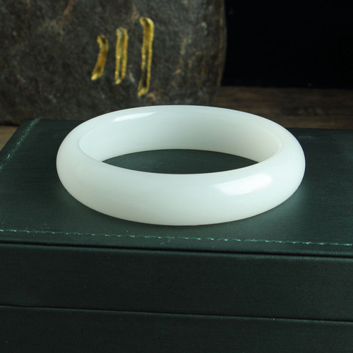Mongolian material blue and white jade bracelet mutton fat white round jade bracelet thin round beauty bracelet keeps falling Mongolian material bracelet factory