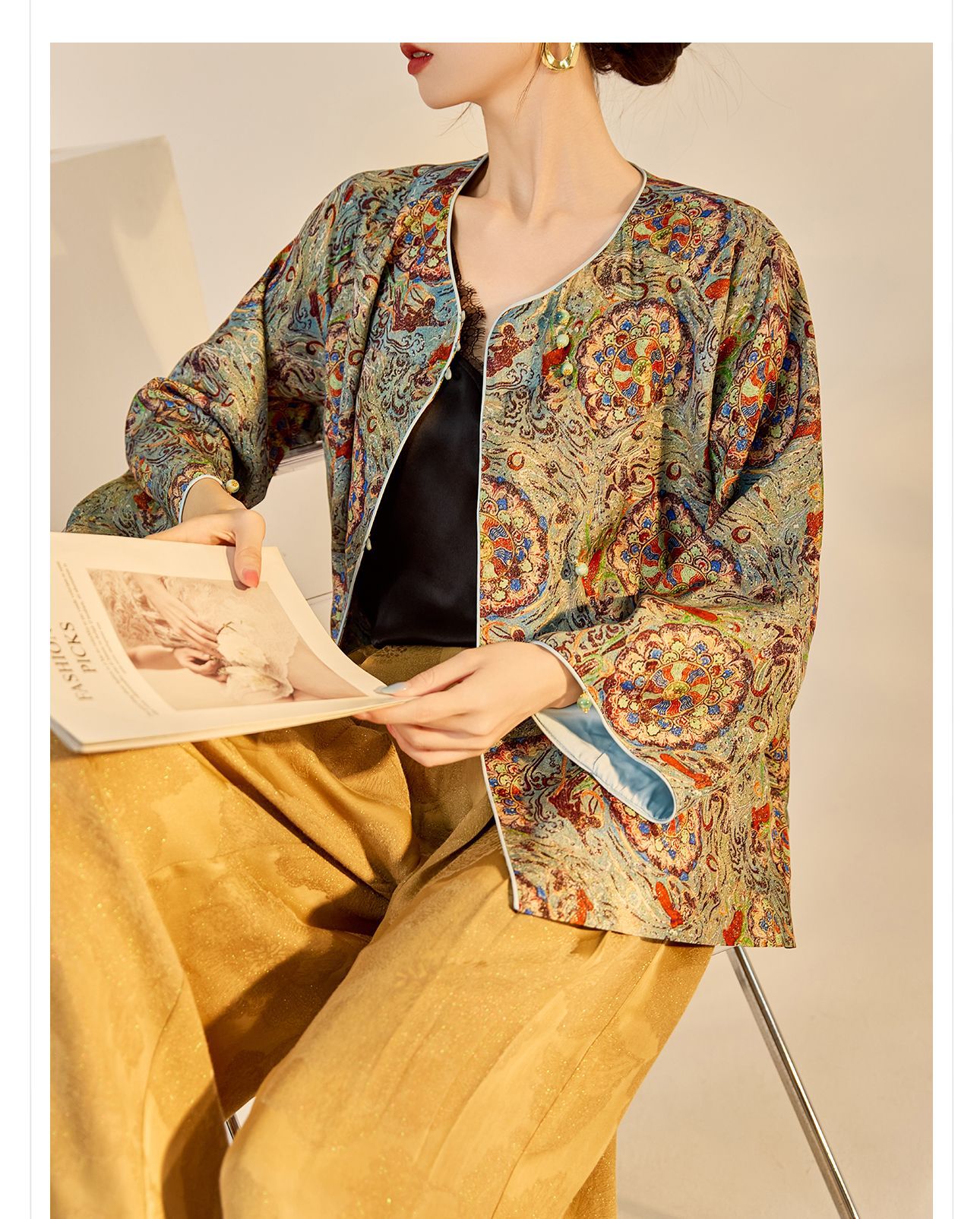 Áo khoác nữ phong cách Trung Hoa mới, cổ chéo, in thêu chỉ vàng, chất rayon cao cấp N8042 — màu xanh nhạt chi tiết 5