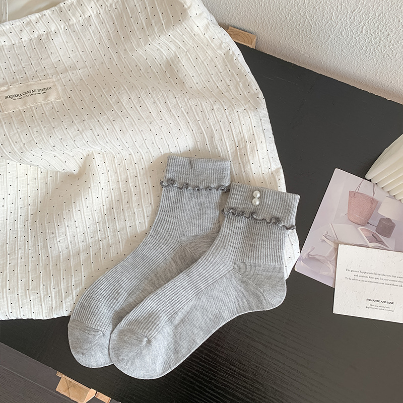 Calcetines de hormigón primavera y verano delgada damas joyas de perlas coreanas calcetines Lolita dulce calcetines de algodón