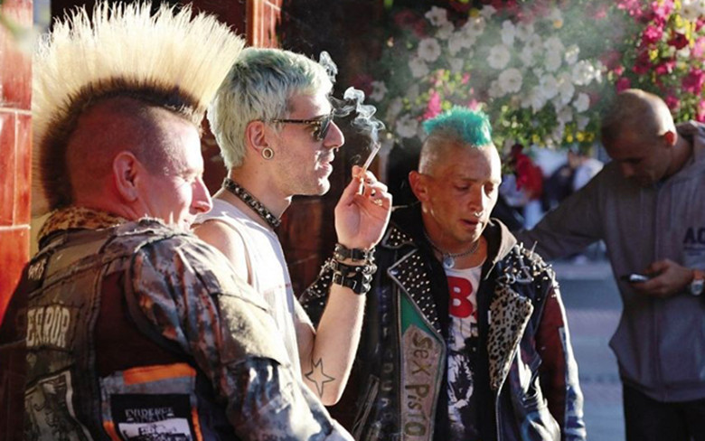 793444497_1892367945