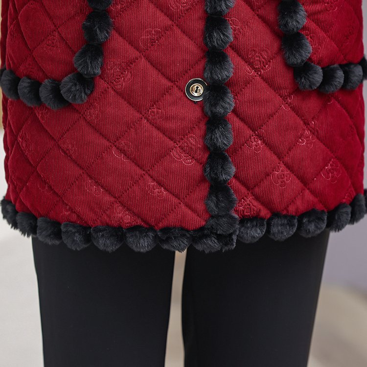 Live cotton coats keep you warm in cold weather!