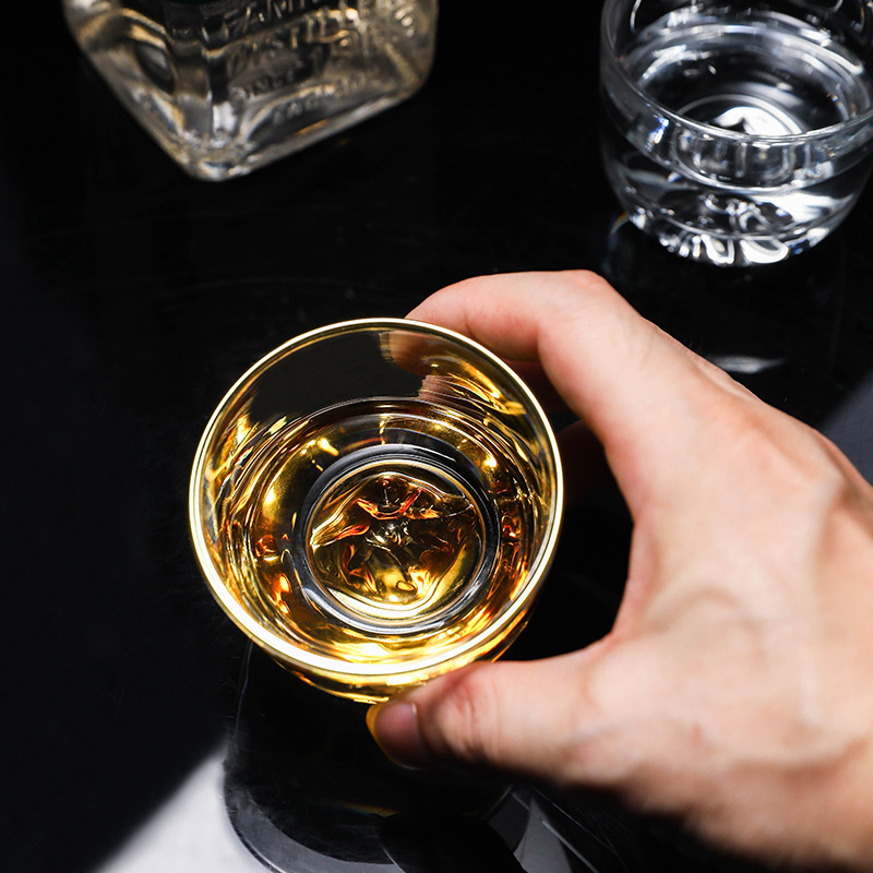 Casa una taza de vino blanco 2 tazas de oro de alto nivel japonés tazas de vino creativas tazas de oro de vidrio iceberg tazas de vino
