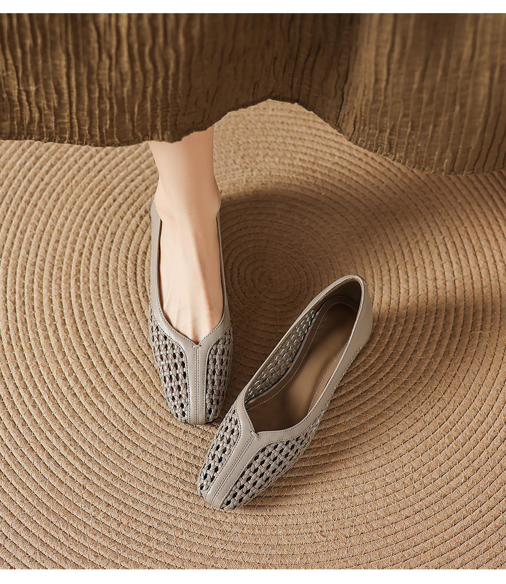 Giày sandal nữ mũi vuông gót thấp 3 cm da cừu hở bên — đen chi tiết 8