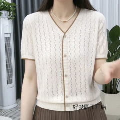 夏の新作半袖Tシャツ、甘いプルオーバー、中空セーター、おしゃれでゆったり、万能なママの薄手トップス