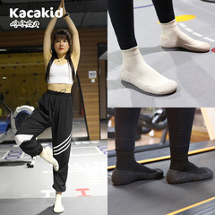 新しい多機能ガールズダンスノンスリップミュートスポーツヨガシューズ子供大人親子ビーチシューズ卸売