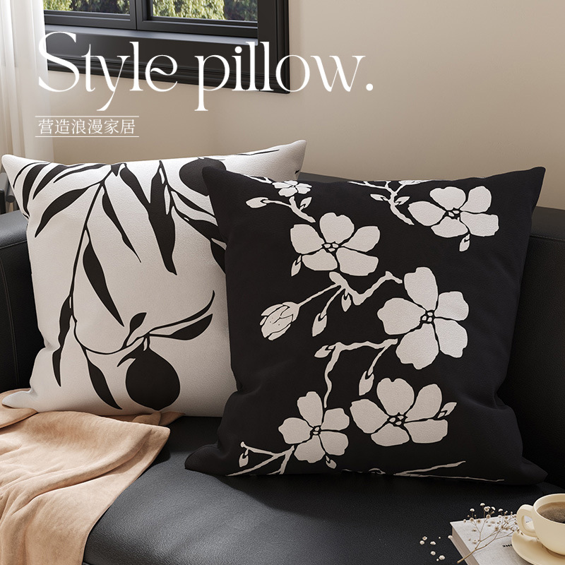 Medieval Style Floral Pillow Sofa Cushion Light Luxury High-End Home Decoration Bedside Pillow Removable and Washable Pillow