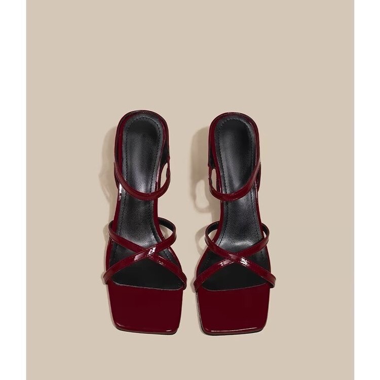 Open-Toe Strappy Sandals for Women, Versatile Summer Outerwear, 2025 Red Square-Toe Stiletto High-Heeled Sandals Open-Toe Strappy Sandals for Women, Versatile Summer Outerwear, 2025 Red Square-Toe Stiletto High-Heeled Sandals