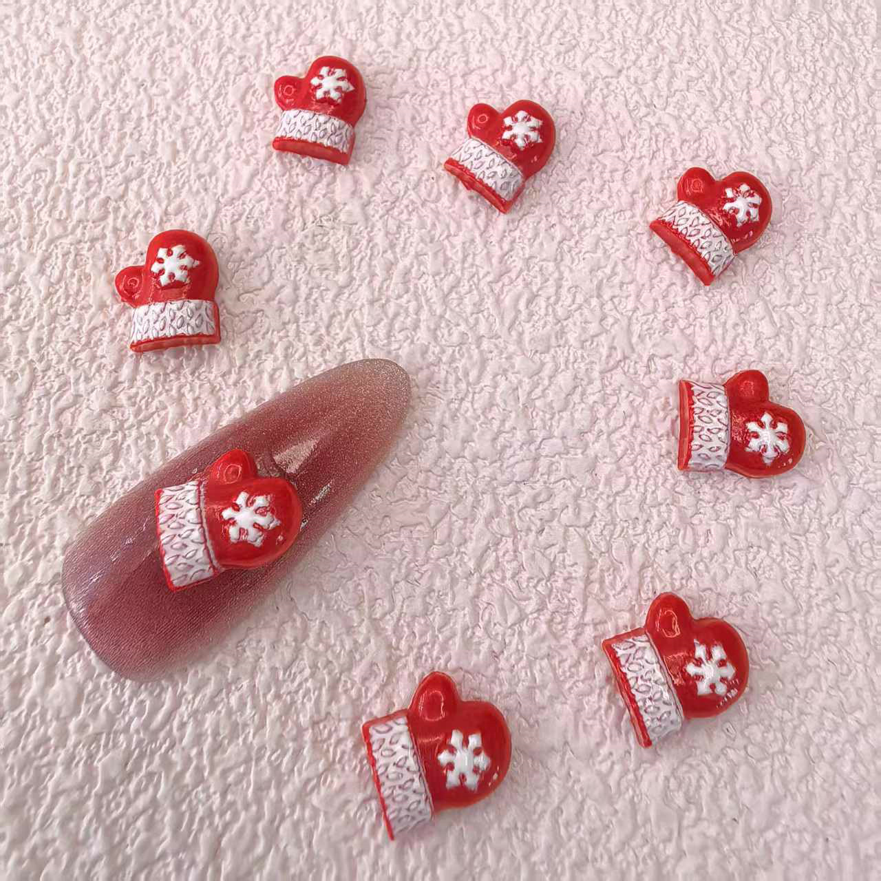 圣诞雪花旗帜钱袋圣诞树气球手套房子饰品配件美甲饰品批发义乌工