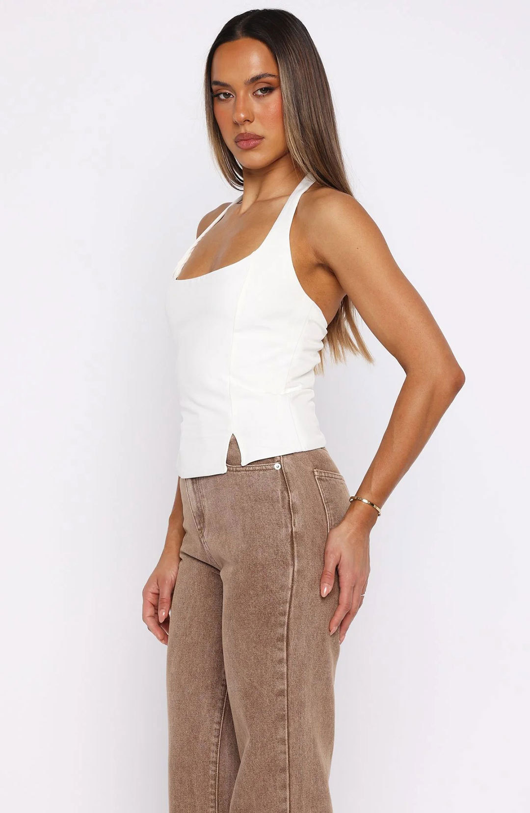 Women's Slim-Fit Sports Top Sleeveless Workout Vest, Breathable Running Athletic Shirt For Gym & Outdoor Exercise (Dark Brown, Black, White)_ecoleips.com