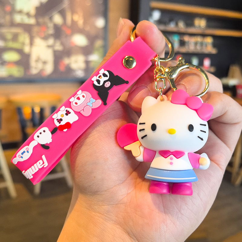El llavero de Sanrio llavero, la muñeca colgante, la máquina de muñecas, tuiteó un pequeño regalo de menos de 10 yuanes.