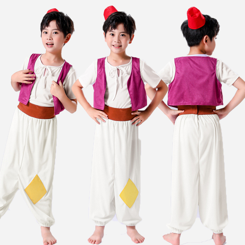 One Thousand and One Nights Children's Aladdin Magic Lamp Prince Aladdin Cosplay Stage Drama Live Performance One Thousand and One Nights Children's Aladdin Magic Lamp Prince Aladdin Cosplay Stage Drama Live Performance