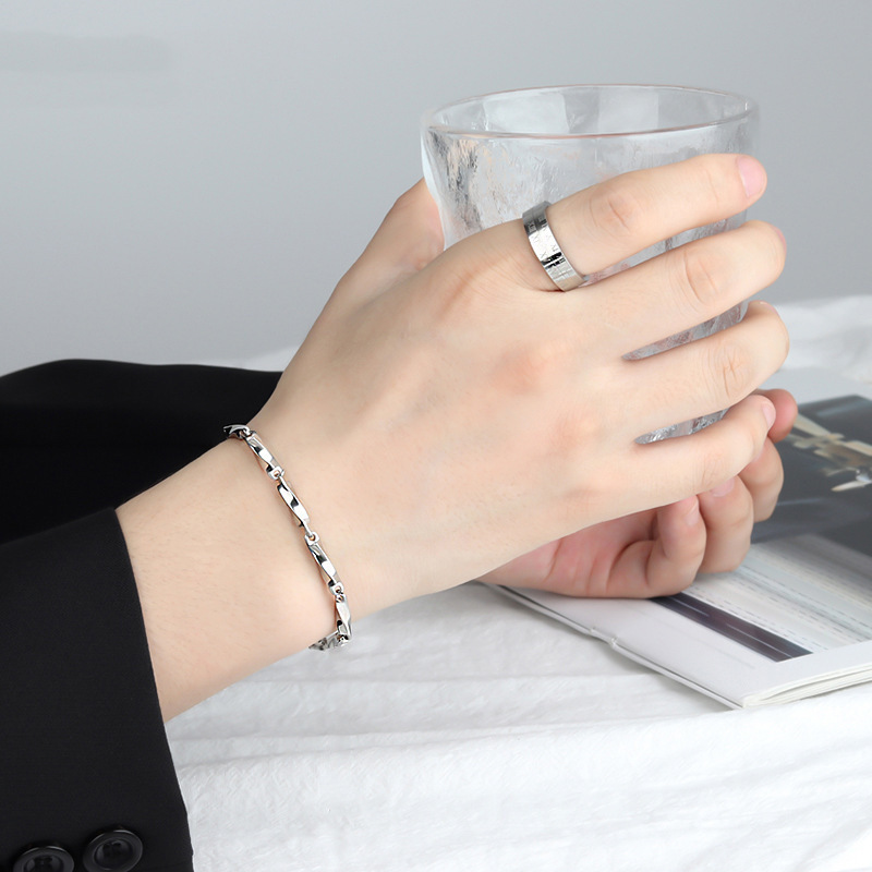 Mobius ring armband van titaniumstaal voor dames en heren_voghion.com