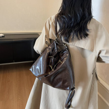 多功能托特包包女包2025新款大容量通勤双肩包单肩斜挎两用包背包