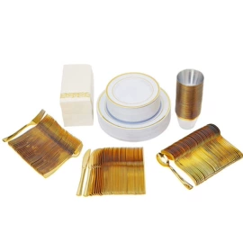 酒杯;一次性塑杯;盘