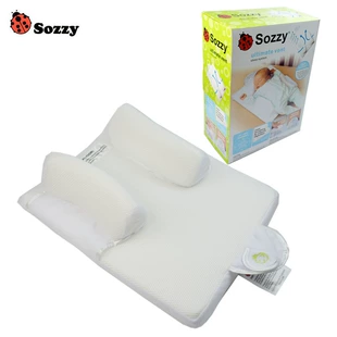 Подушка-позиционер Sozzy для новорождённых против срыгивания и кривой головы