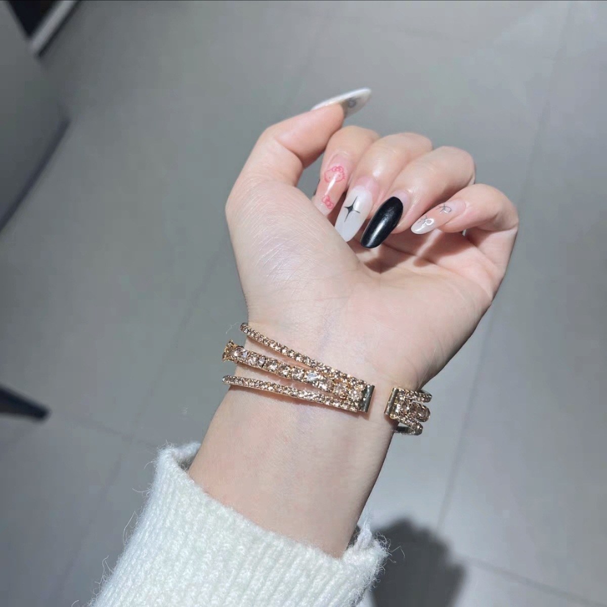 Pulsera de mujer de oro brillante con circonitas y múltiples capas, estilo retro, joyería exquisita y elegante para uso diario._voghion.com