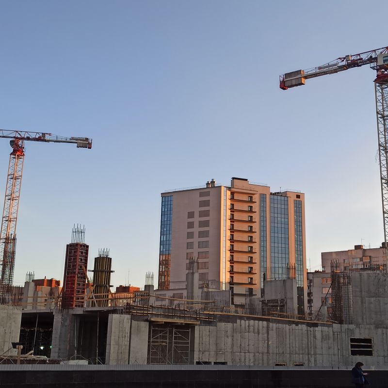 流动式灌注砂浆，存放过程中产品不能进水。流动式灌注砂浆