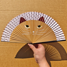 烤漆柄喷绘猫咪折扇日本折扇女生卡通龙猫扇子仿丝创意日式工艺扇