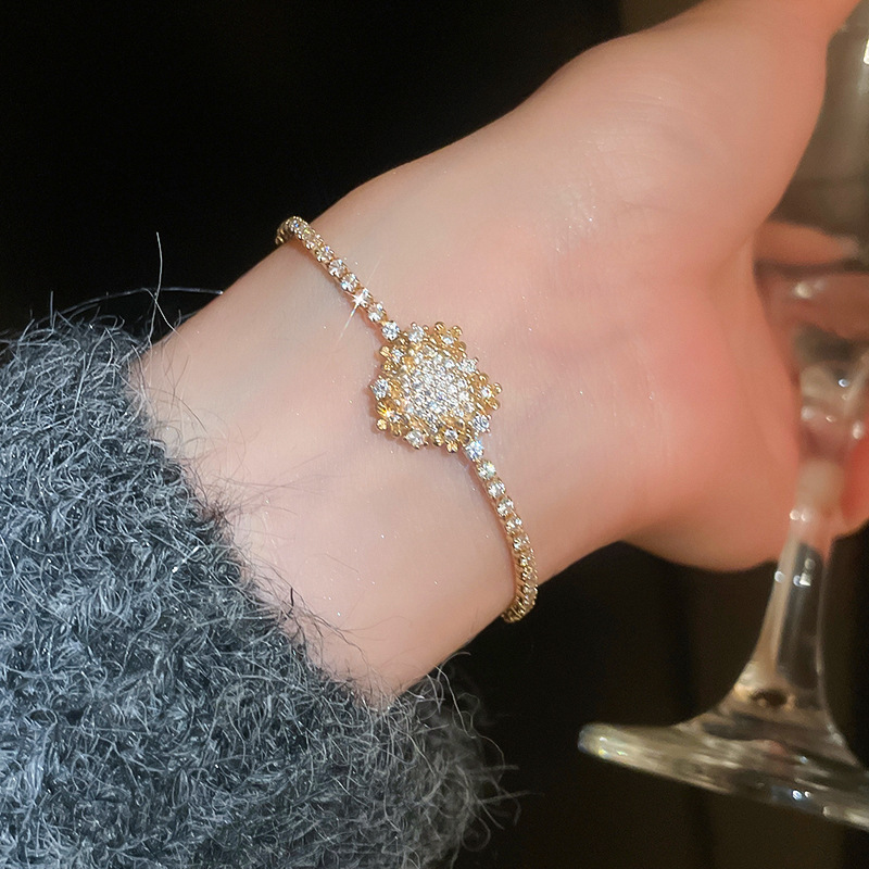 Pulsera de letras de ácido acético de circón Moda exquisita pulsera de viento frío ligero lujo temperamento de alta gama al por mayor