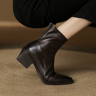 So soft!First layer cowhide pointed toe commuter short boots autumn and winter 5.5cm thick heel large size slim boots genuine leather boots