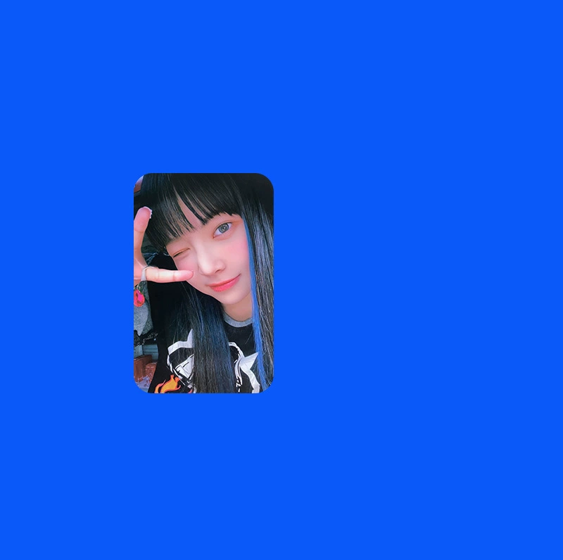 Карточка Chi Lesserafim Busan Lucky Card 2.0 офлайн, карточка фаната, новая звёздная коллекция