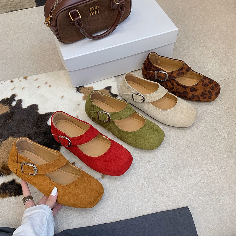 French-style new 2026 retro shallow single shoes, simple women's Mary Jane shoes, niche square toe with internal height increase French-style new 2026 retro shallow single shoes, simple women's Mary Jane shoes, niche square toe with internal height increase
