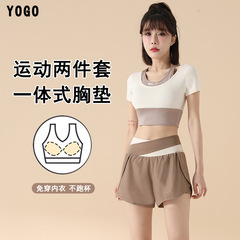 ヨガの服の女性2025夏の新型の専門のプラティは朝のランニングのフィットネスのスーツの運動の上着の女性を訓練します。