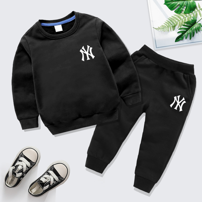 黑上黑下小NY卫衣套装