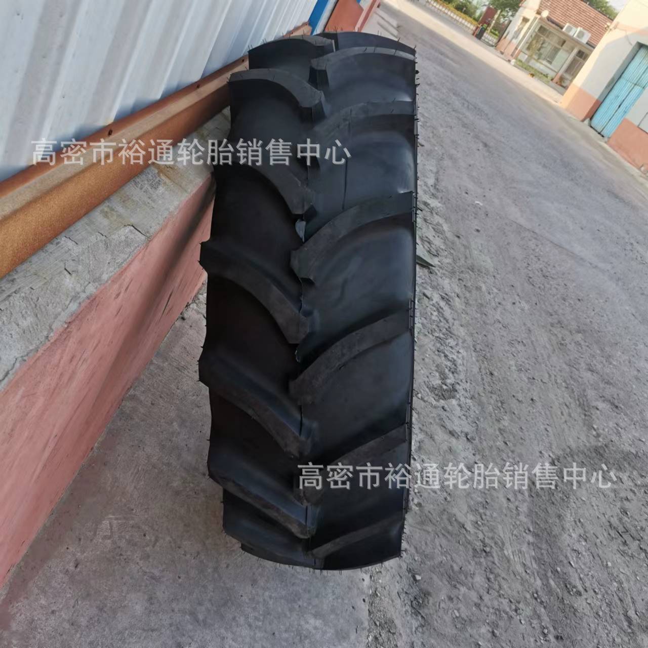 农用轮胎13.6 14.9 16.9-24-26-28-34 拖拉机轮胎18.4-38 人字花