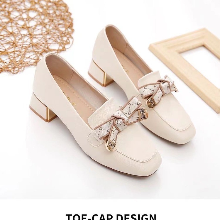 Zapatos individuales de mujer, tacones gruesos, verano de 2026 nuevos zapatos de mujer, zapatos casuales de moda, zapatos de Lefour, zapatos cómodos con suela suave