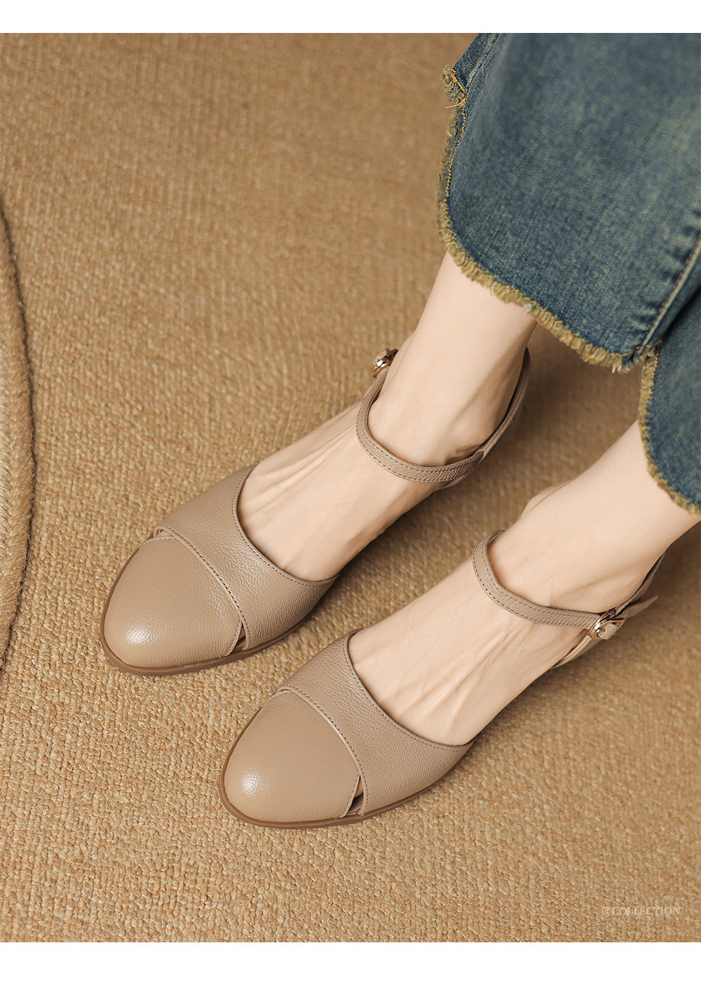 Sandal nữ da dê quai ngang khóa một dây, gót vừa 4,5 cm, mũi kín hở gót — Màu trắng nhạt chi tiết 1
