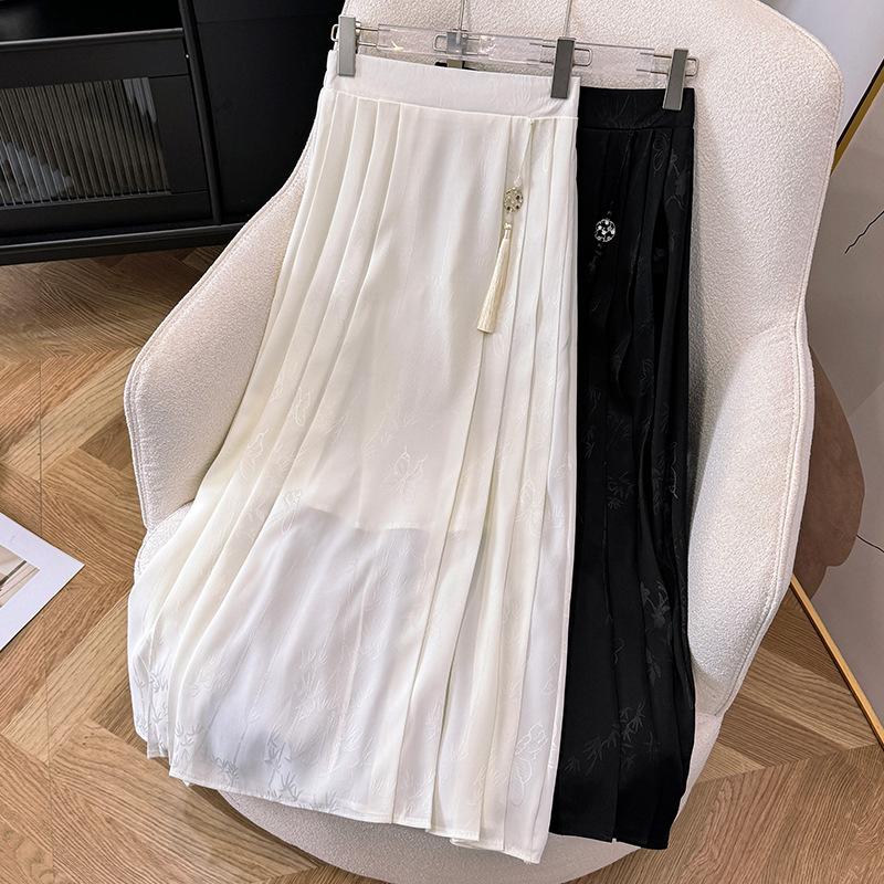 Solid color colored skirt