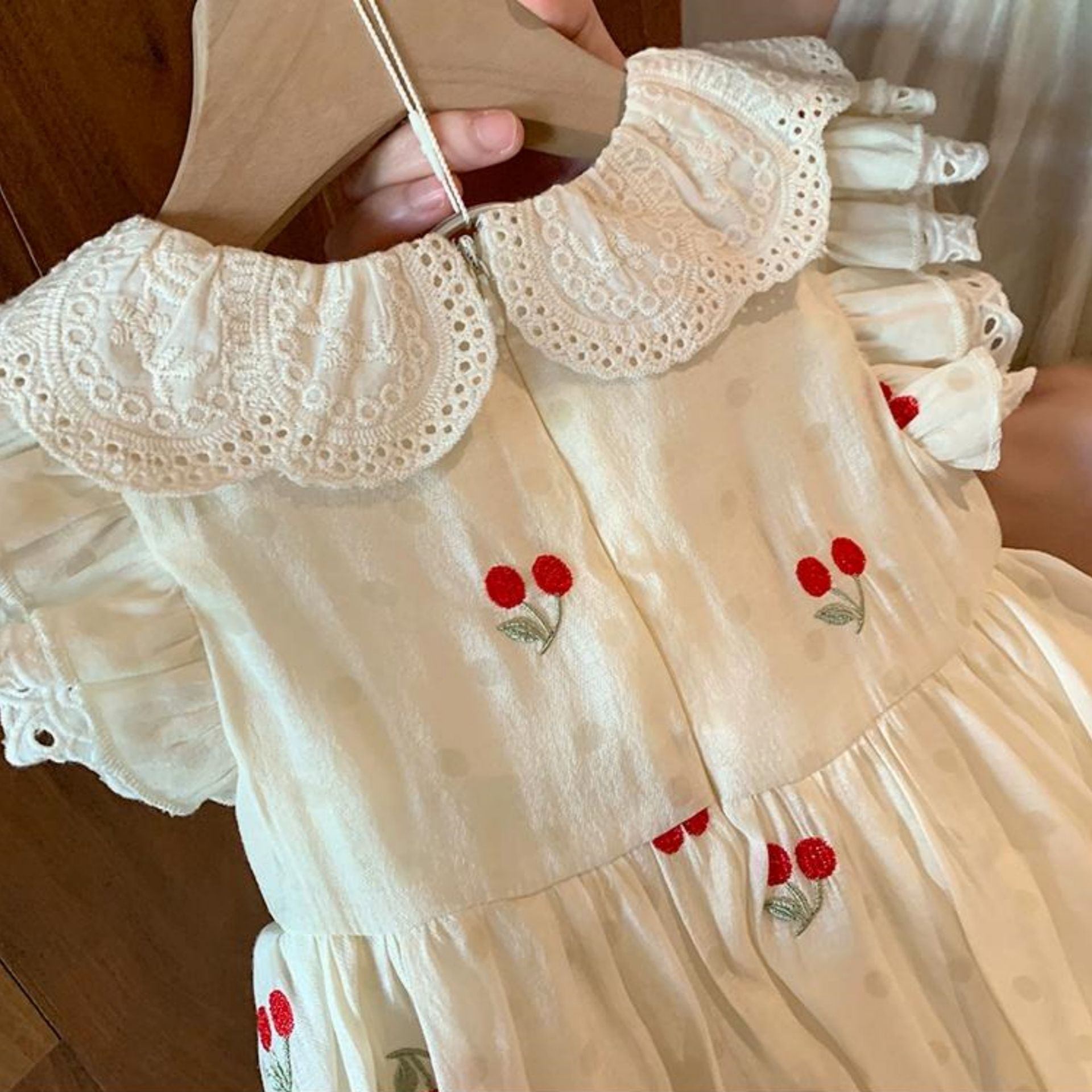 Vestido dulce de siete niñas con limón salado, nuevo estilo de verano, niña pequeña y mediana, falda de cereza fresca de estilo occidental