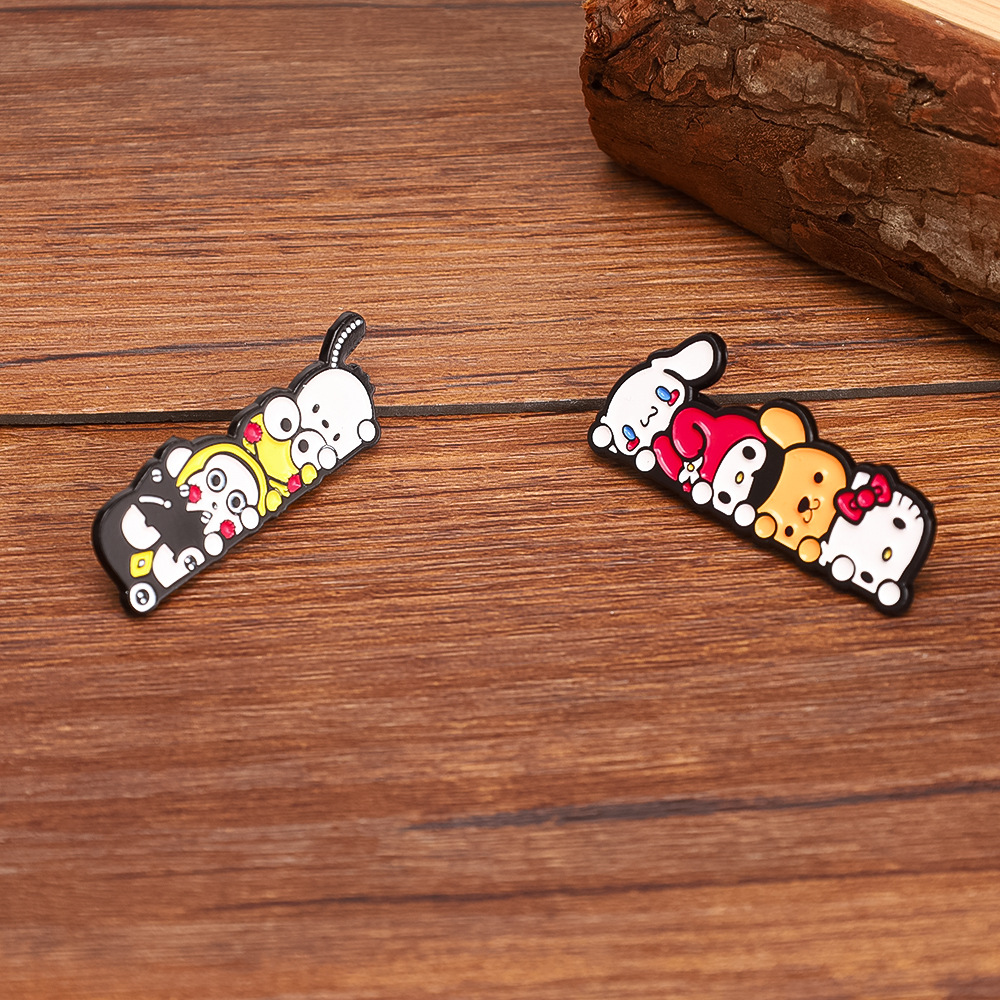 跨境日系卡通可爱三丽鸥HelloKitty胸针个性创意滴油包包服装饰品