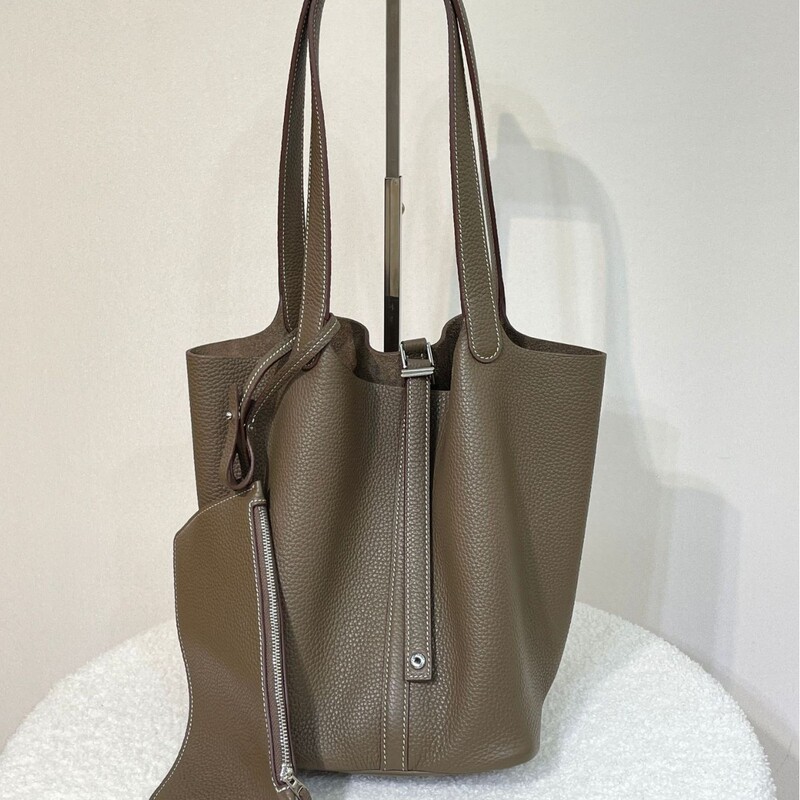 Quality Bags Cross-Border Genuine Leather Women's Bag Tc Cowhide 22cm Armpit Vegetable Basket Bag 2024 New Satchel Bucket Bag