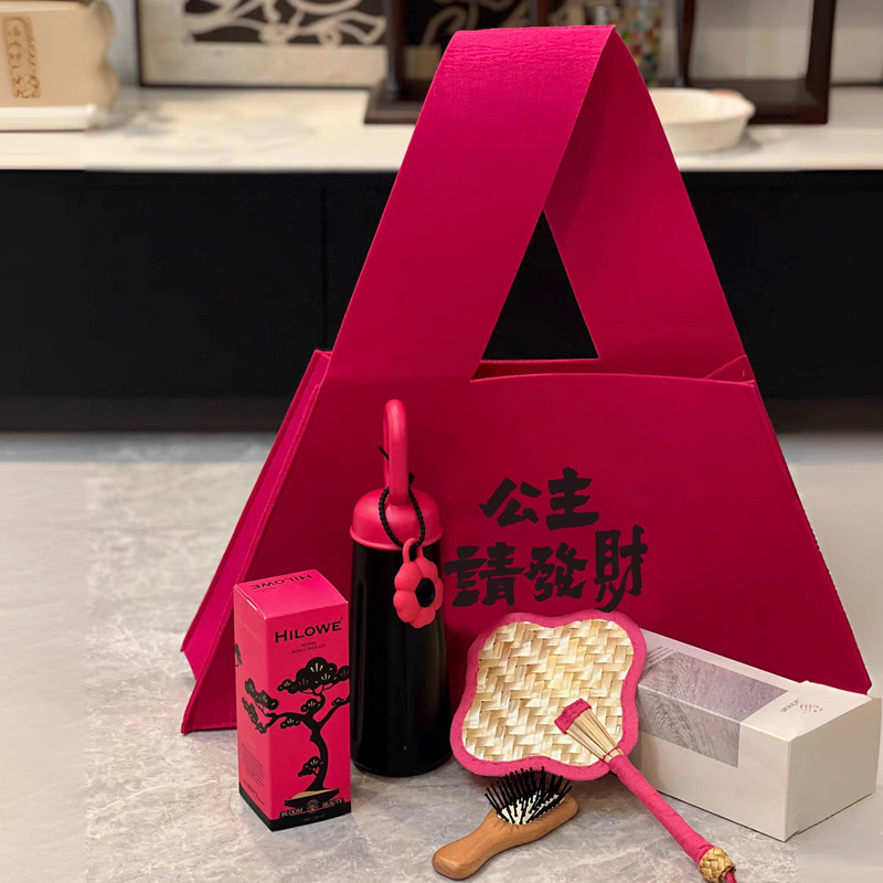 小紅書と同じスタイルのプリンセスプラズベリーフェルトバッグ中秋節結婚式のお土産バッグ大容量フェルトハンドバッグ|undefined