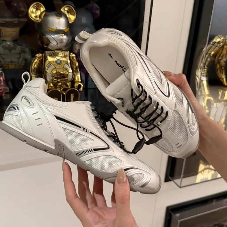 2026 Spring New Style Comfortable, Breathable, Fashionable, Versatile, Lightweight Casual Women's Shoes, Soft Leather, Soft Sole, Fashionable Casual Shoes for Women