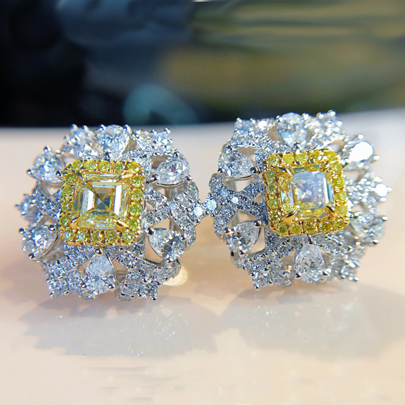 Intense Yellow Diamond Micro-inlaid Yellow Diamond Earrings display picture 3