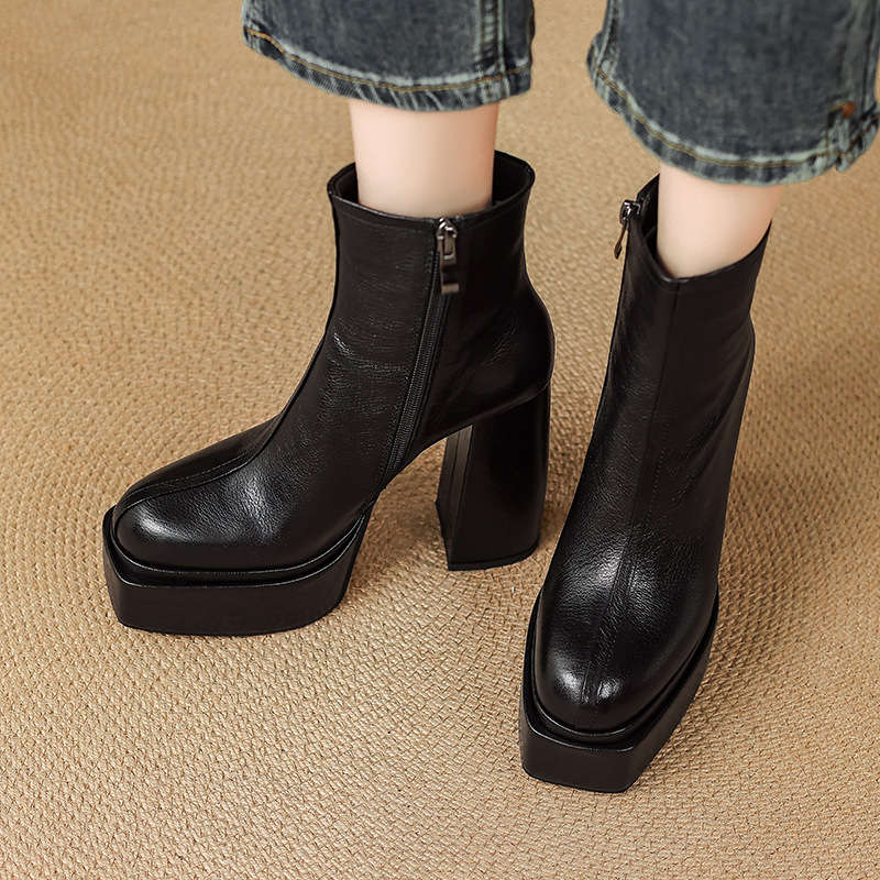 Boot nữ cổ cao ôm chân da dê mềm gót vuông đế xuồng 12.5 cm — Lớp lót nhung đen