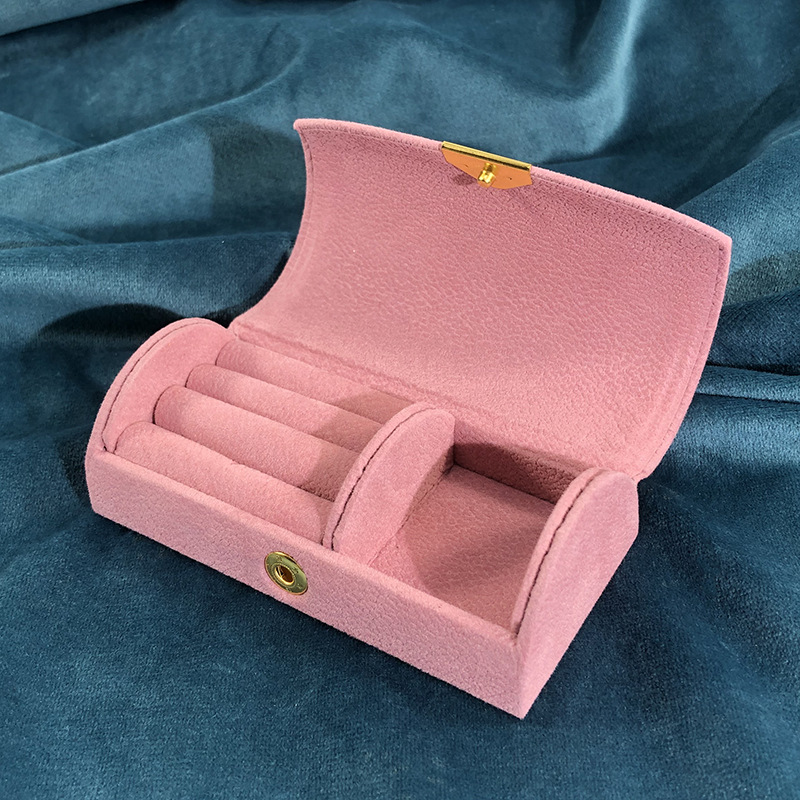 64g Weight Jewelry Boxes Classification 1 Piece Quantity Holiday, Daily Occasion Flannel Material Solid Color Pattern Classic Style Style 1 Piece Flannel Classic Style Holiday Daily Solid Color Jewelry Boxes 9