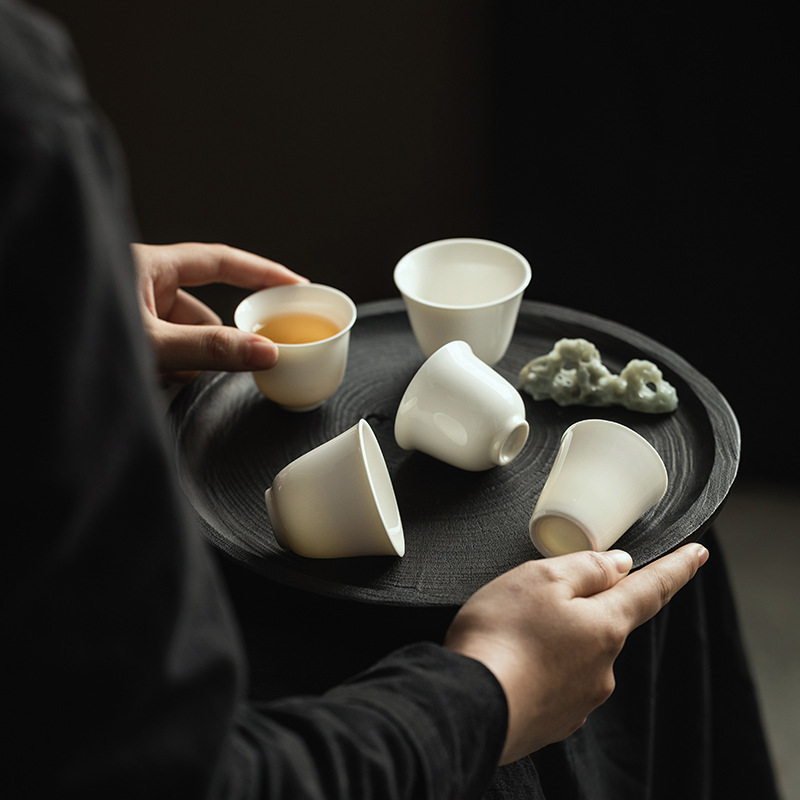 Dehua 순수한 흰색 도자기 차 컵 쿵푸 차 세트 티 컵 가정용 세라믹 마스터 컵 작은 차 그릇 차 컵